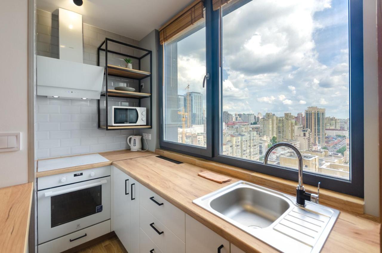 Petrovdom 52,67,205,213 In Smart Apartments In New York Concept House Kiev Dış mekan fotoğraf