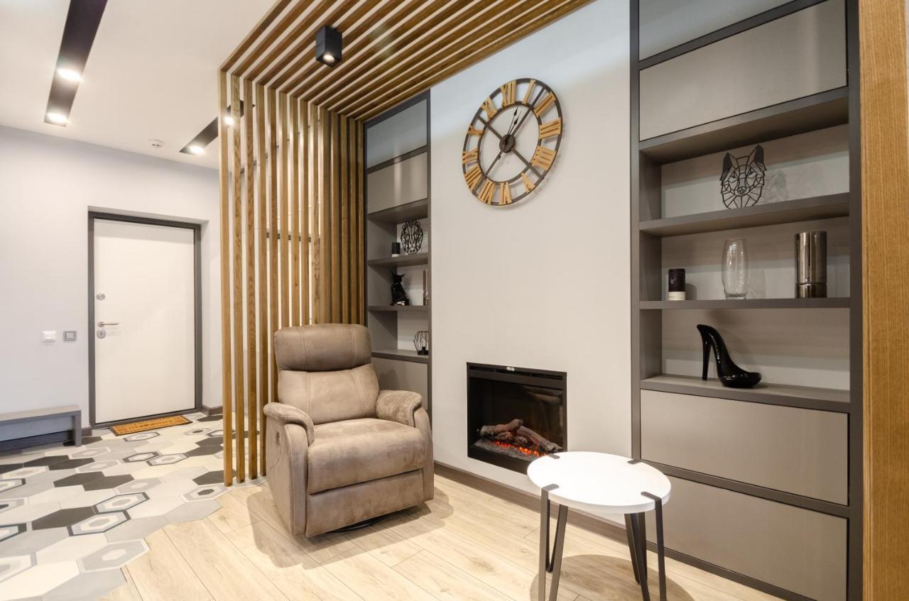 Petrovdom 52,67,205,213 In Smart Apartments In New York Concept House Kiev Dış mekan fotoğraf