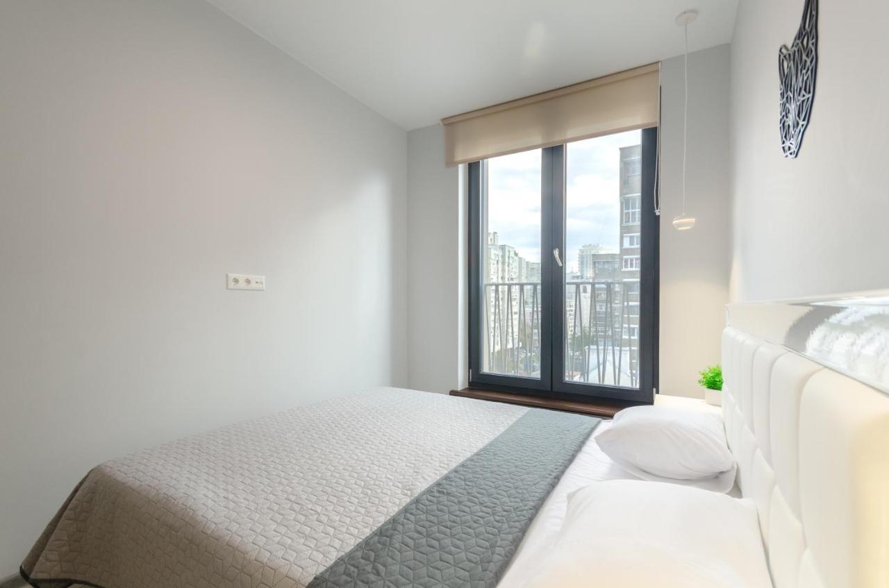 Petrovdom 52,67,205,213 In Smart Apartments In New York Concept House Kiev Dış mekan fotoğraf