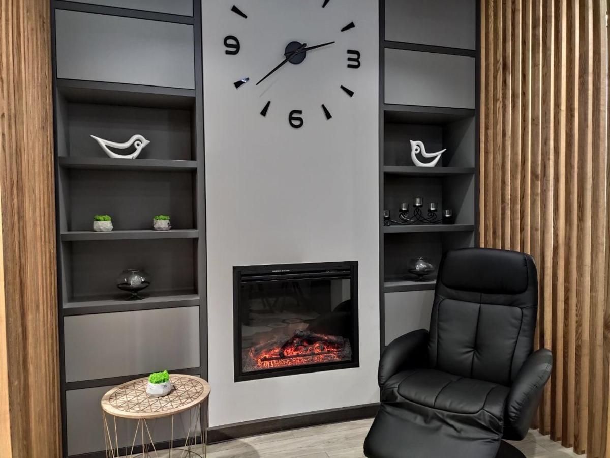 Petrovdom 52,67,205,213 In Smart Apartments In New York Concept House Kiev Dış mekan fotoğraf